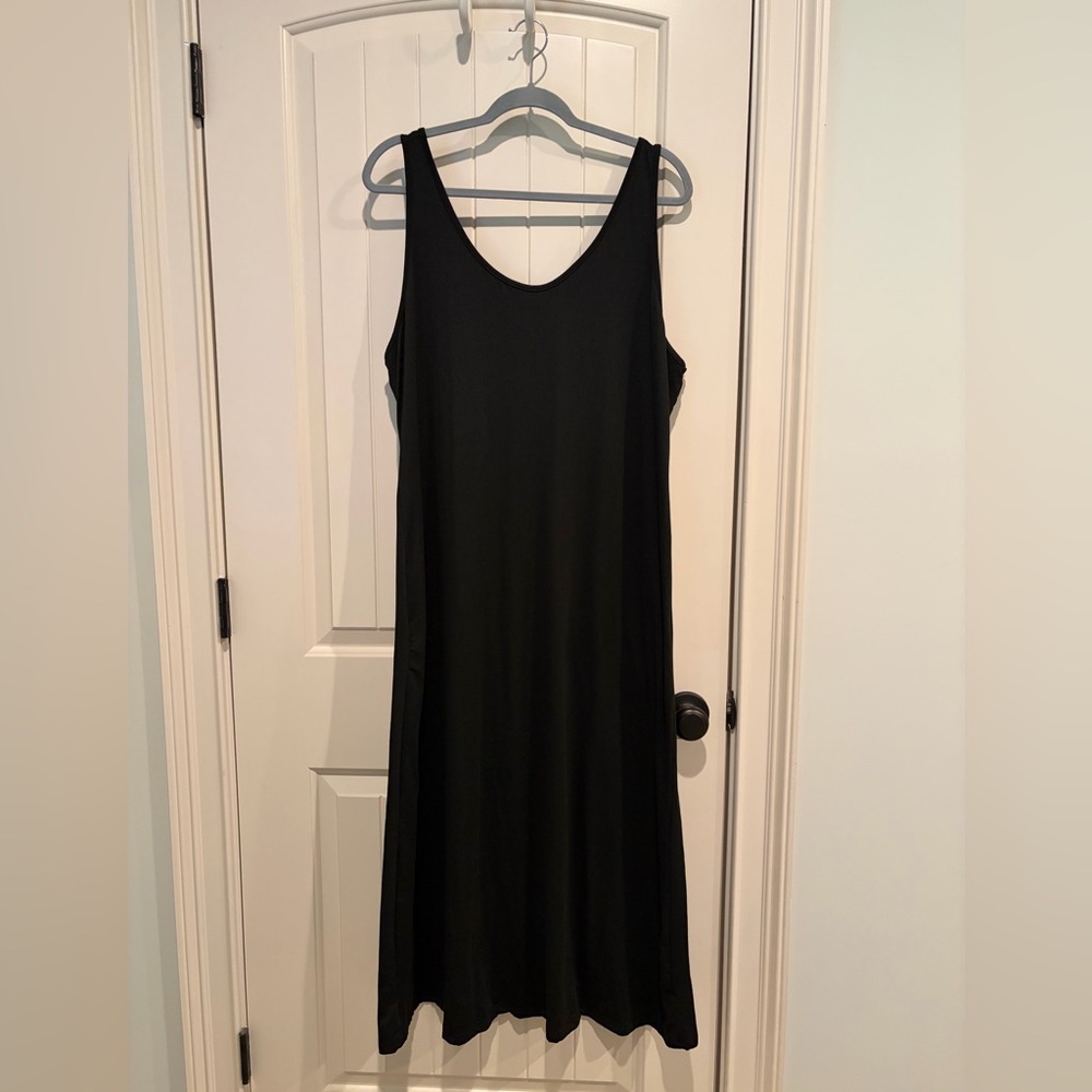 SHEIN Classic Black Maxi Dress